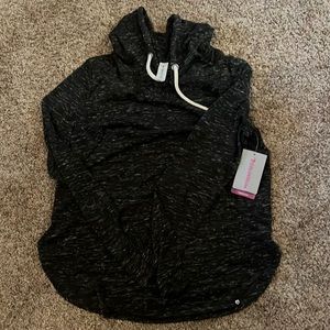 NWT- women’s perforce hoodie